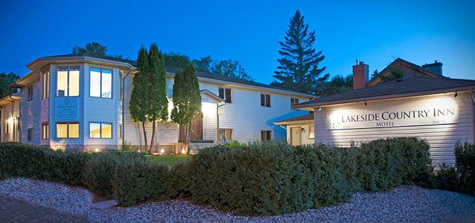 Lakeside Country Inn Manitou Beach Экстерьер фото